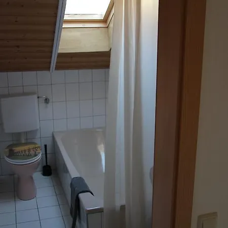 Private Ferienwohnung 아파트 바트볼